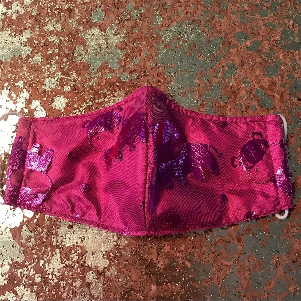 GIRL’S “MY FOILED HIPPO” PINK FACE MASK